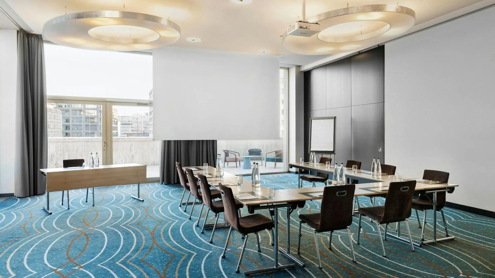 Renaissance Zurich Tower Hotel