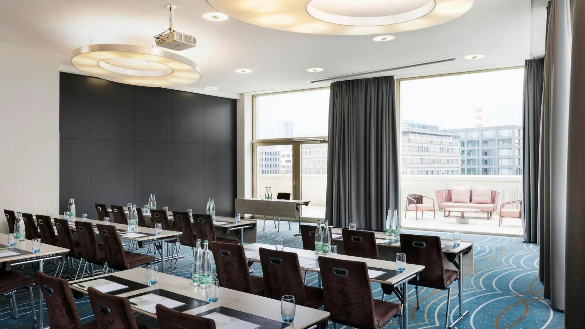 Renaissance Zurich Tower Hotel