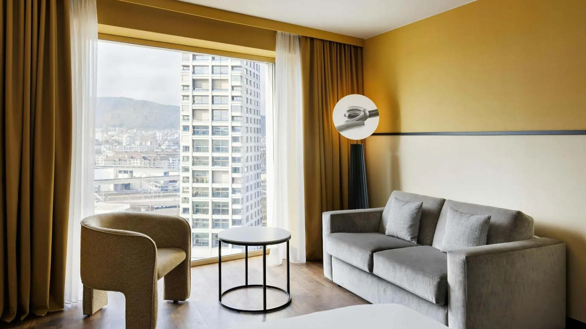 Renaissance Zurich Tower Hotel