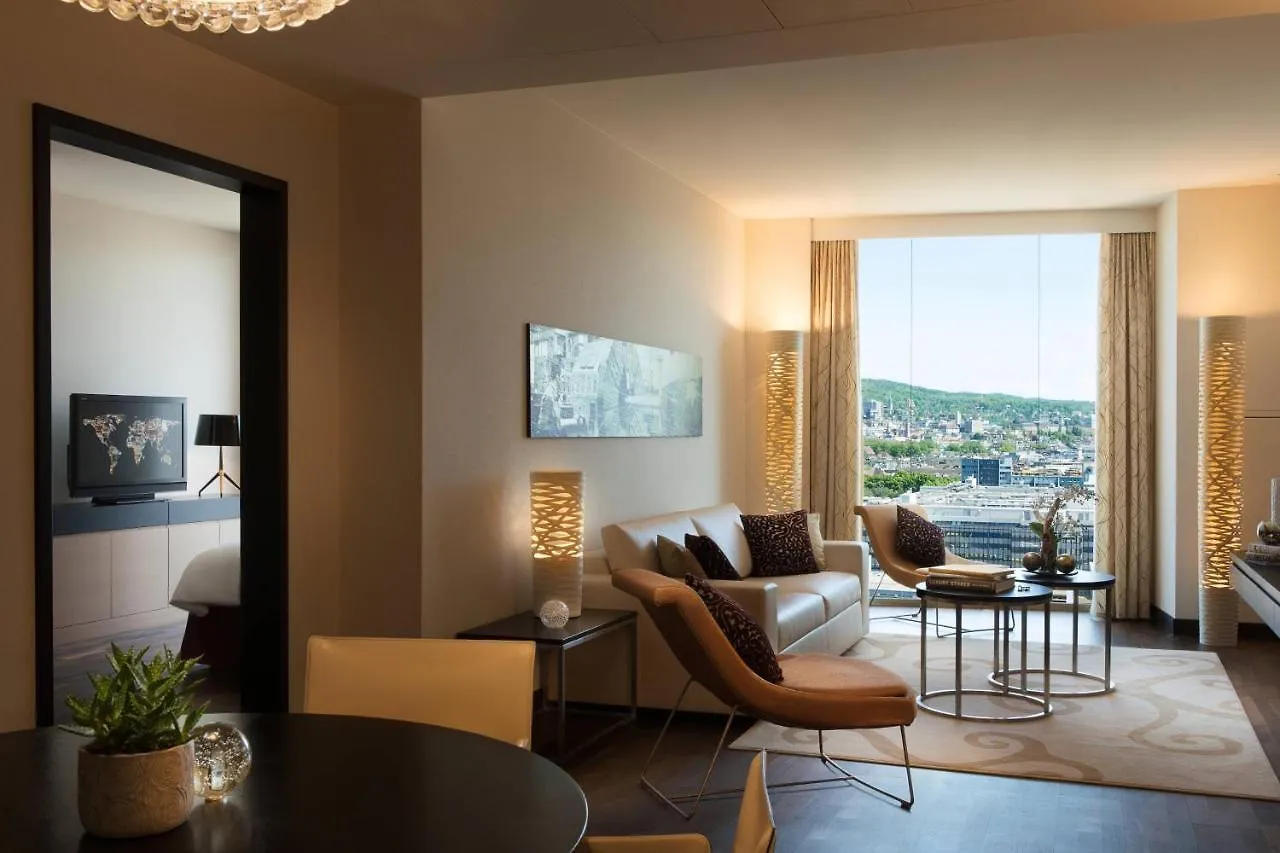 *****  Renaissance Zurich Tower Hotel שוויץ